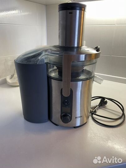 Соковыжималка Bork s700