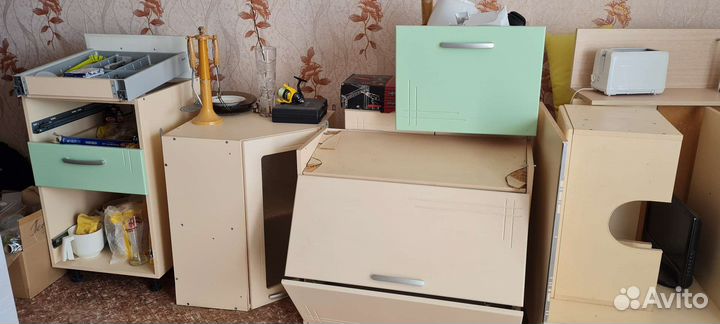 Кухонный гарнитур угловой