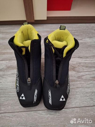 Лыжные ботинки fisher 32