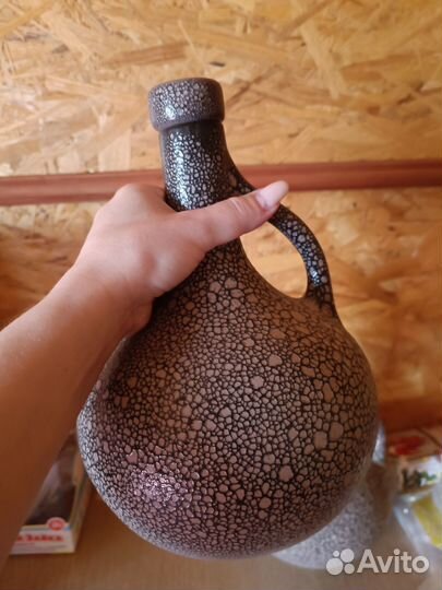 Глиняный кувшин