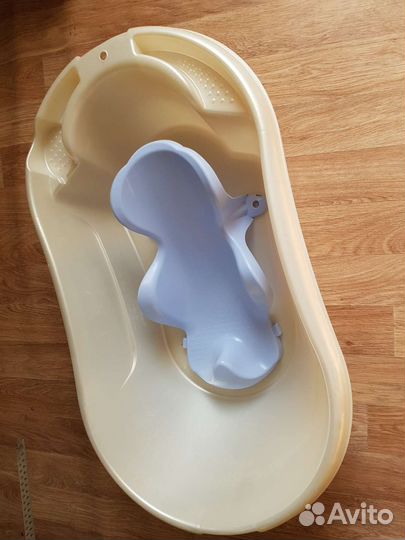 Ванночка для купания с горкой