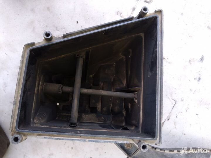 Корпус воздушного фильтра Skoda Fabia 1999-2007