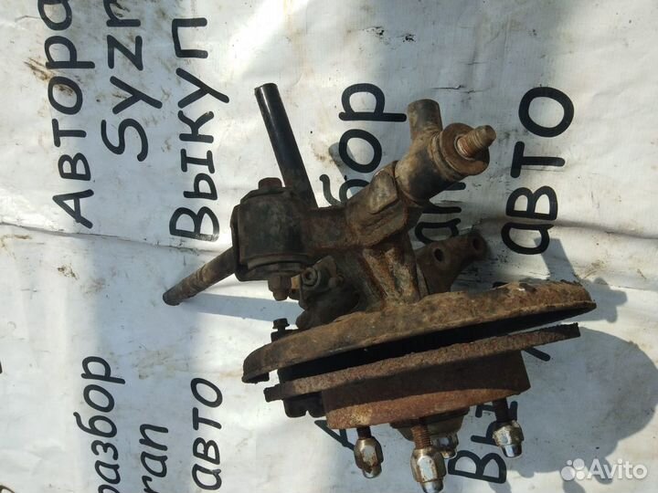 Кулаки задние Elantra 2000-2006