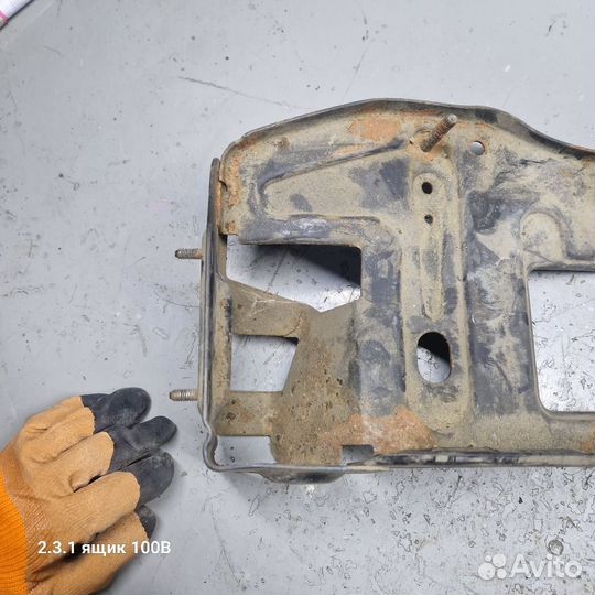 Площадка под аккумулятор Fiat marea