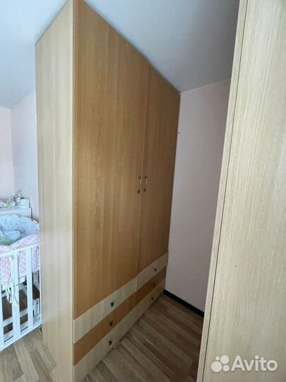 Шкаф распашной