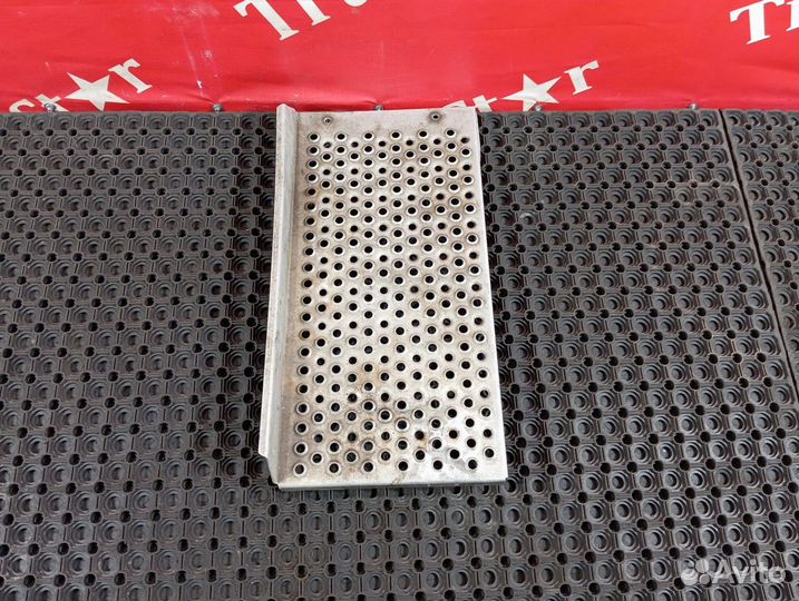 Трап над глушителем Daf XF105