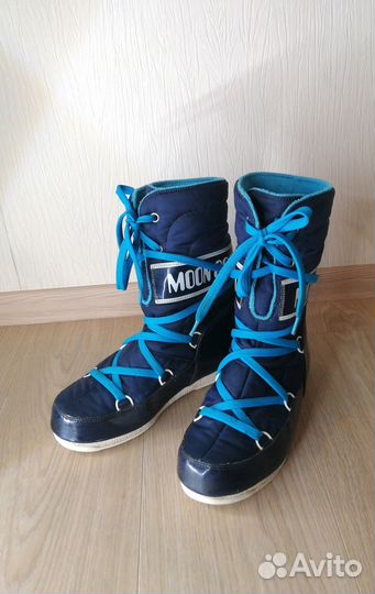 Ботинки Moon Boot the original