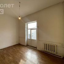 2-к. квартира, 51 м², 2/6 эт.