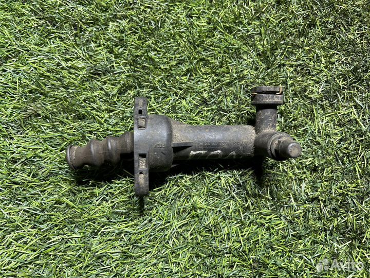 Цилиндр сцепления рабочий Volkswagen Polo