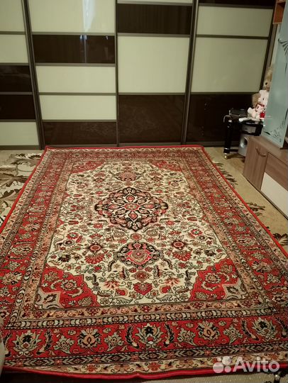 Продам ковер бу