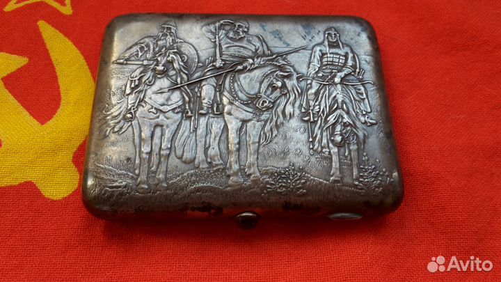 Портсигар Три богатыря Серебро В.М.Ф. СССР 1952 г