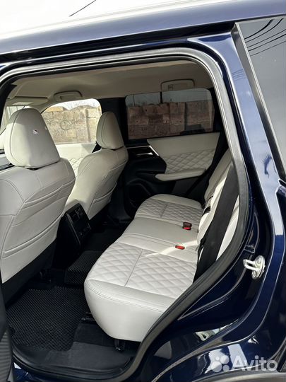 Mitsubishi Outlander 2.5 CVT, 2021, 36 000 км