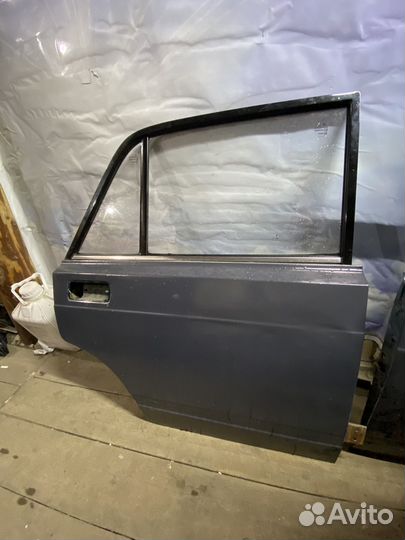 Двери правые на ваз 2107