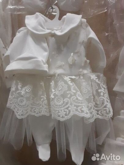 Костюм на выписку новый