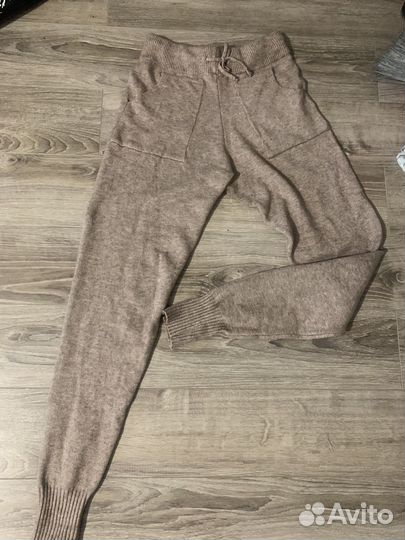 Вязаный спортивный костюм женский