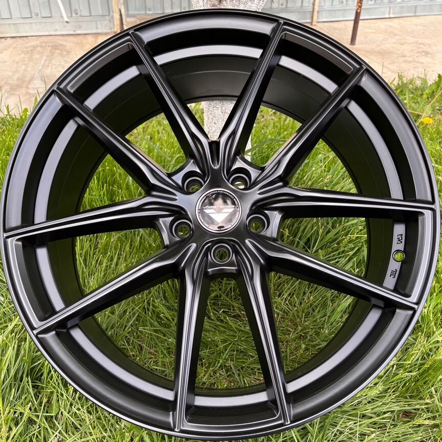 Литые диски Stuttgart 8.5×R20 5×108