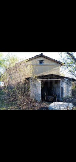 Дом 33 м² на участке 3,6 сот.