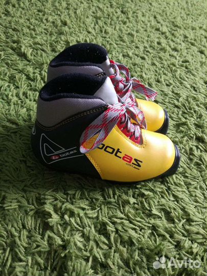 Детские лыжные ботинки Botas