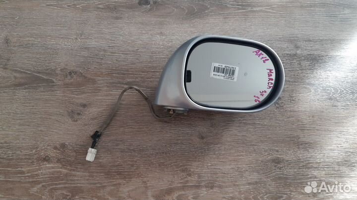 Правое зеркало на Nissan March