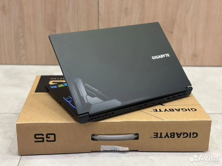 Мега игровой GigaByte Core i5-12500 16Gb RTX 4050