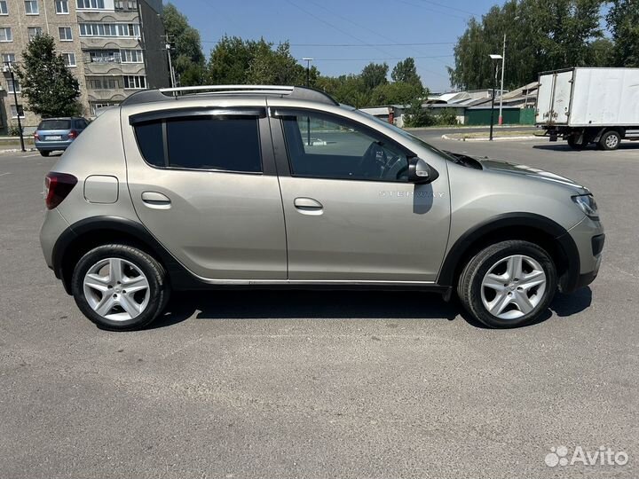 Renault Sandero Stepway 1.6 МТ, 2015, 148 000 км