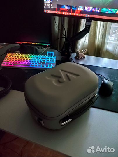 Oculus Quest 3 + bobovr m3 pro (Full) + Case