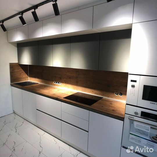 Кухонный гарнитур. Цена за всю кухню