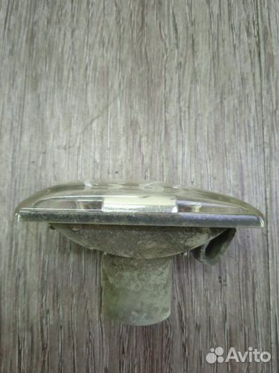 Повторитель поворота передний правый Opel Corsa D