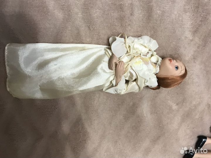 Кукла фарфоровая Дамы эпохи 20 кукол