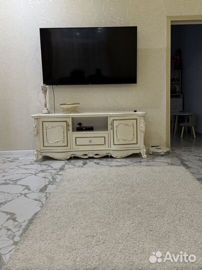 Серванд и тумба