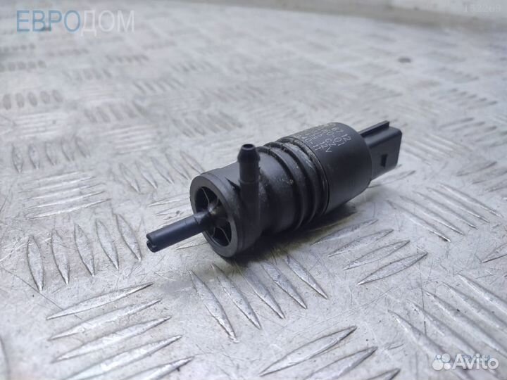 Моторчик омывателя на BMW F01 s1152234