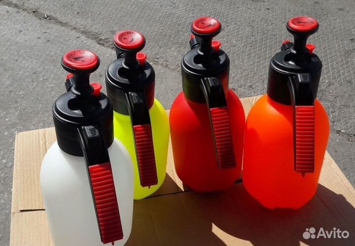 Опрыскиватель 2 литра для Авто с клапаном