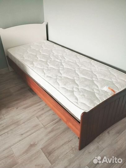 Продам кровать