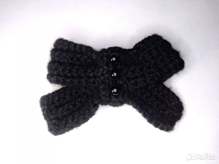 Брошь вязаная Бантик