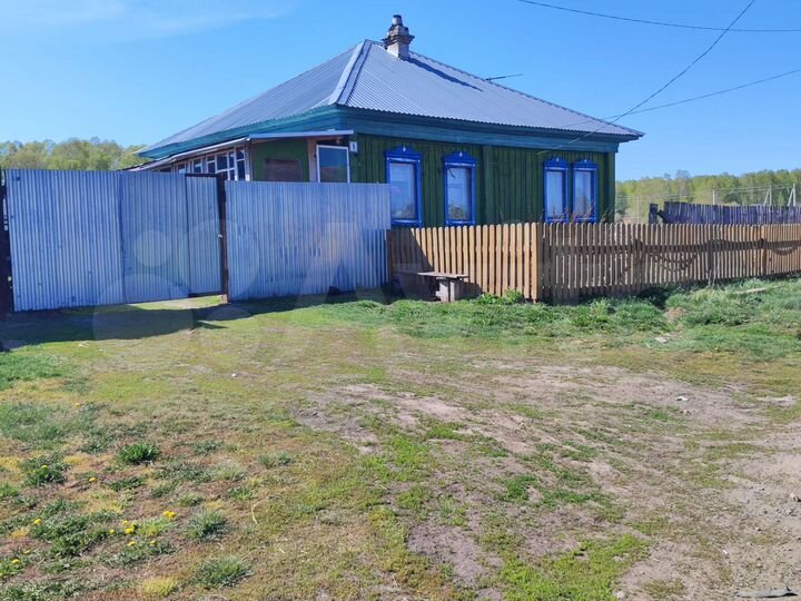 Дом 52 м² на участке 53 сот.