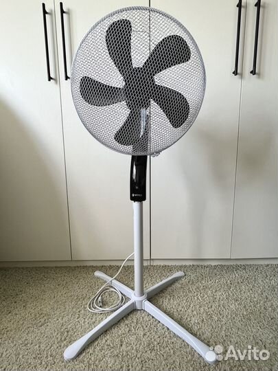 Вентилятор напольный Vitek VT-1934