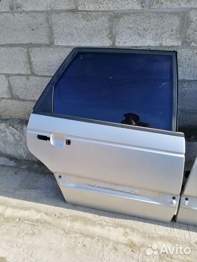 Дверь задняя правая Volkswagen Passat B3 1991