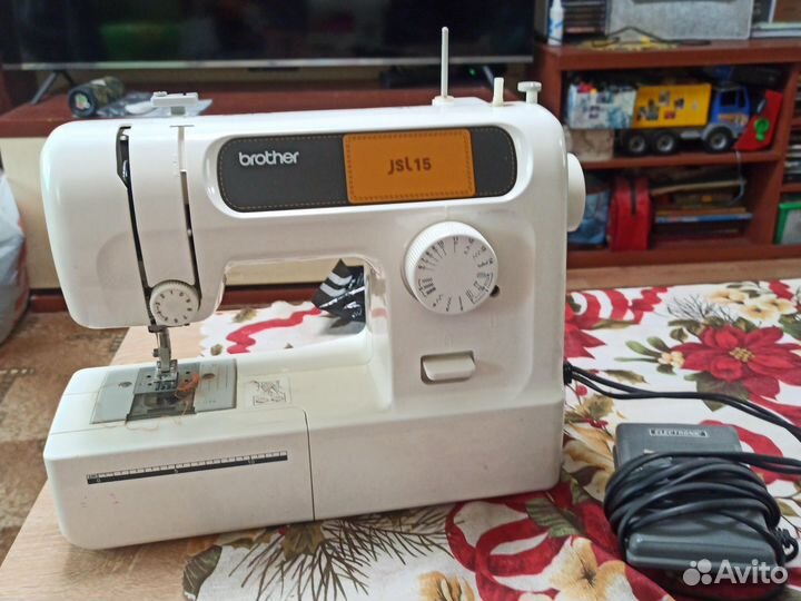Швейная машина бу