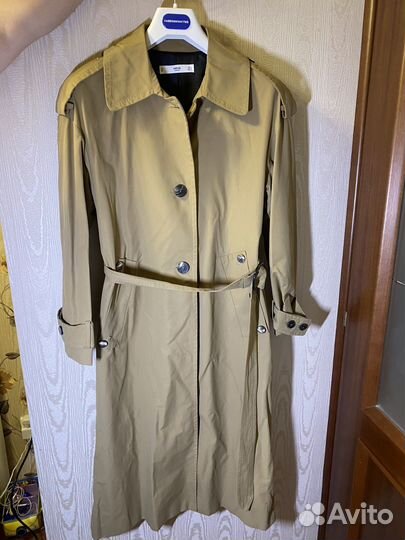 Плащ женский