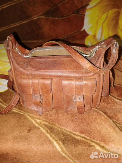Кожаная женская ретро сумка