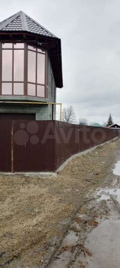 Дом 250 м² на участке 8 сот.