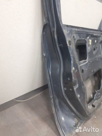 Дверь передняя левая Nissan Sunny B13 CD17