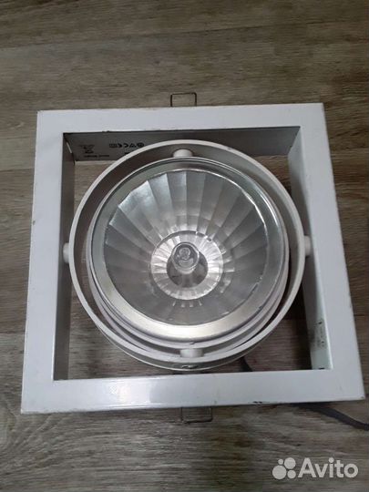 Прожектора встраимовые