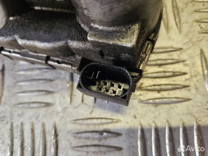 Дроссельная заслонка Mercedes-Benz E-Class