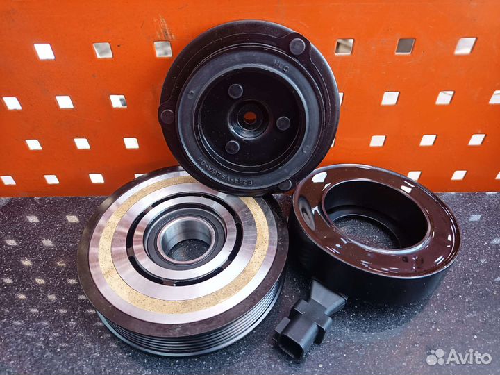 Муфта кондиционера Grand Cherokee wk2