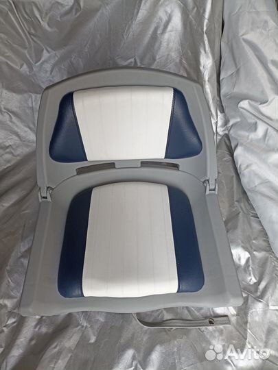 Кресла мягкие складные в катер или лодку