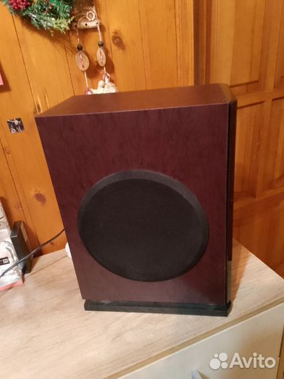 Активный сабвуфер ввк 970