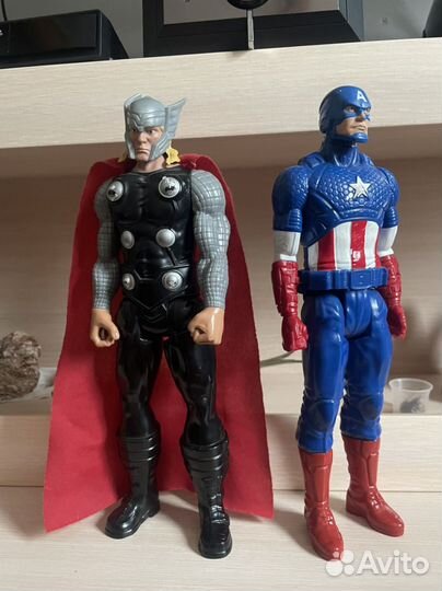 Игрушки. Капитан Америка и Тор. Hasbro