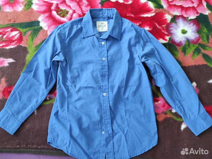 Синяя рубашка на мальчика 122р. бу