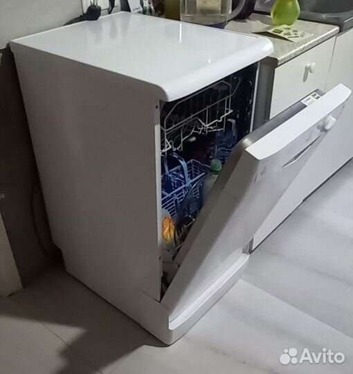 Посудомоечная машина бу indesit DSG 0517